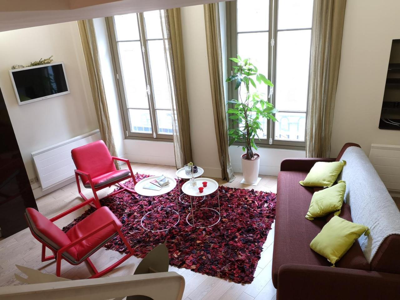 Beautiful Duplex In The Center Of Paris Apartment Exterior photo